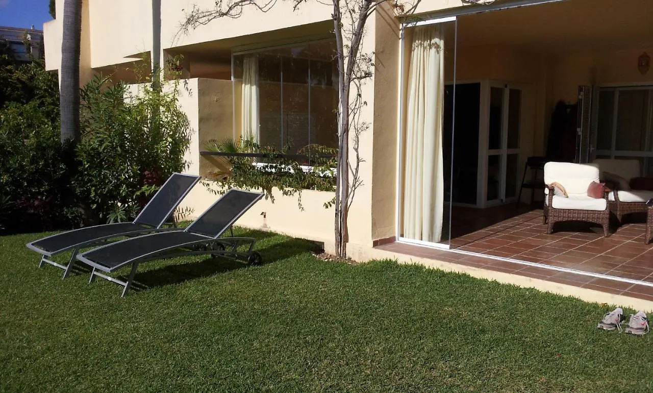 Апартаменты Las Brisas Bahia Марбелья Испания